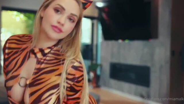 Mia Malkova OF Nude Halloween Try On Haul Video Leaked