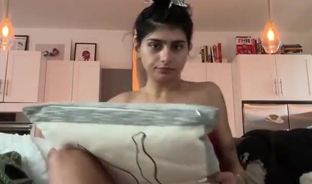 Mia Khalifa Smoking Topless Titty Tease PPV Video Leaked