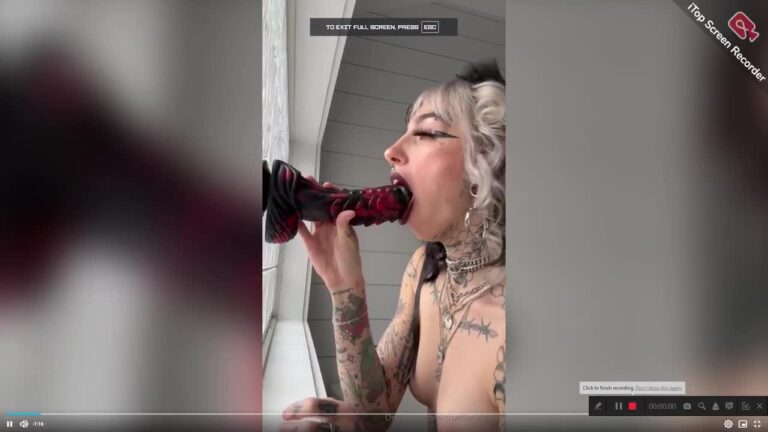 Cruella Morgan Black Dildo Blowjob Video Full HD