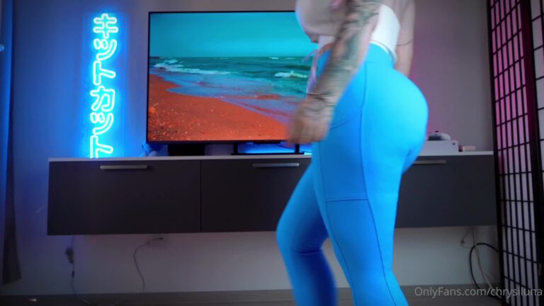 Peachgardens DO Yoga With Me Video Full HD