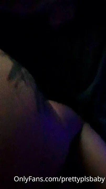 names _Leovenus – babyypleasee – prettyplsbaby – prettyplsdaddy being fucked by a strap on