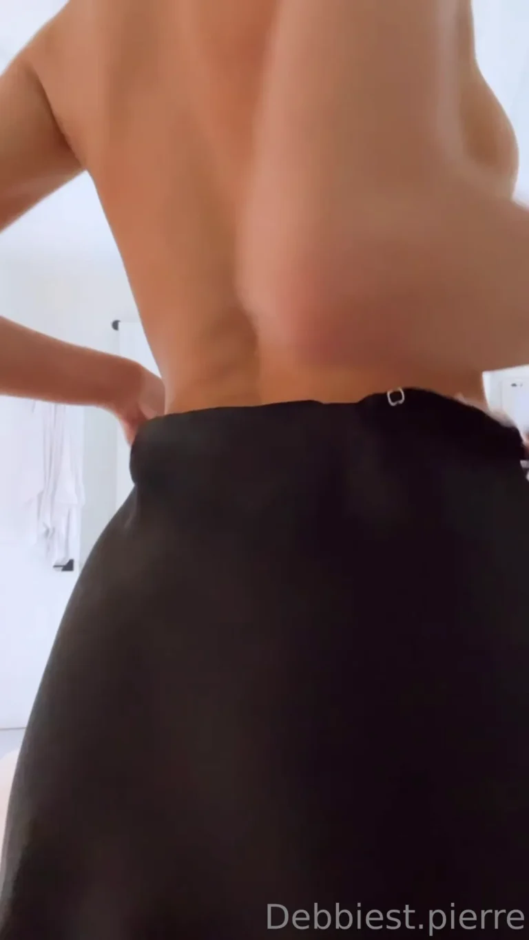 Debbie St Pierre Strip Tease Video Full HD