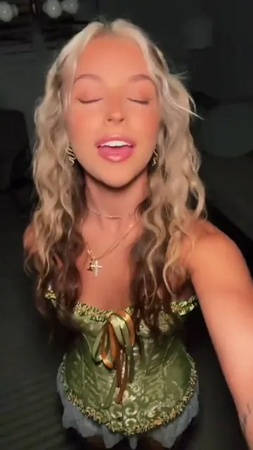 Mandi Bagley Hot Trending ON Forums Full HD Video